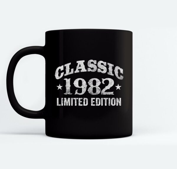 40 Years Old Classic Car 1982 Limited Edition 40th Birthday Mugs Ceramic Mug Black
